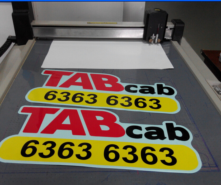 China Flatbed Car &amp; Truck Graphics Printing Finishing Sticker Cutting Plotter factory