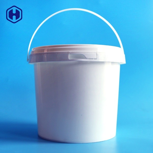 Quality White Round Plastic Container Hygienic Reusable Environmentally Friendly for sale