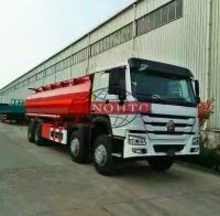 China 8 X 4 HOWO Oil Tanker Truck For Loading Fuel / Gasoline 6000 Gallons Volume factory