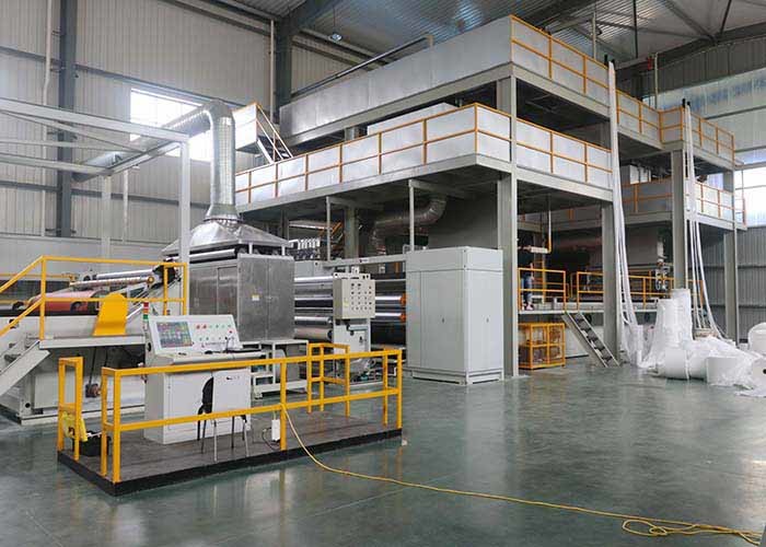China 120gsm 550m/Min Nonwoven Fabric Making Machine For Surgical Gown factory