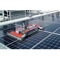 China Rooftop Solar Panel Cleaning Robot Battery Powered Dry/Water Mode Photovoltaic Solar Cleaning Robot factory