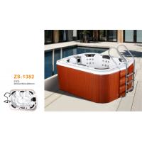 China Outside home whirlpool tub massage jets for family use with steps for sale