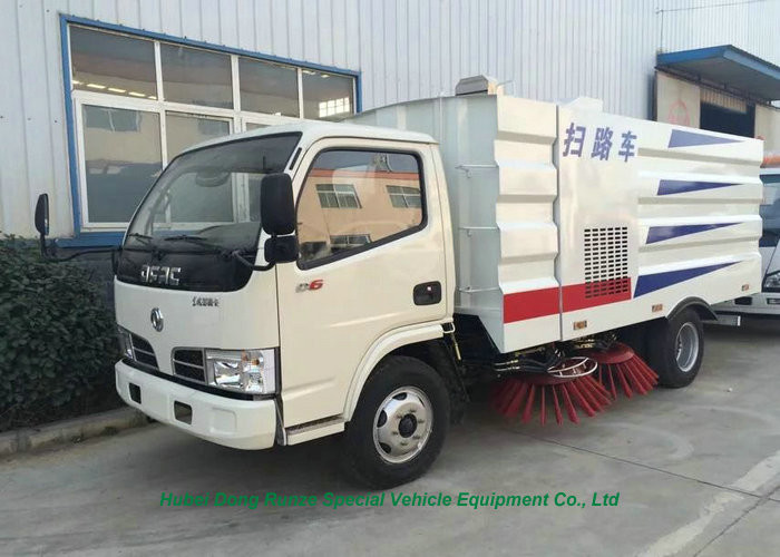 China DFAC Truck Mounted Vacuum Street Sweeper With Cleaning Brushes 4000L Refuse factory