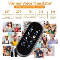 China Z8 Latest Voice Translator Offline Language Speaking Translator 137 Languages Mini 3.1inch Talking Device factory