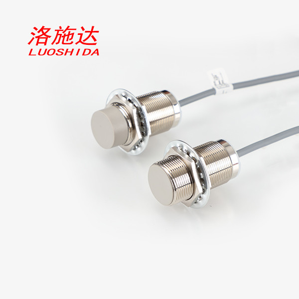 Quality M30 Long Distance Inductive Proximity Sensor DC 3 Wire Brass Tube for sale