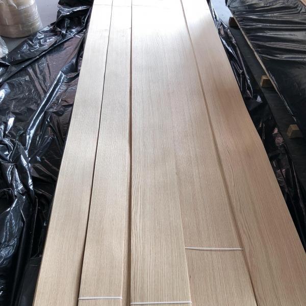 Quality Smooth Natural Wood Veneer With Good Heat And Moisture Resistance for sale