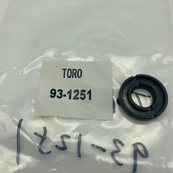 Quality Lawn Mower Parts Heat Resistant Roller Iron Oil Seal G93-1251 For Toro for sale