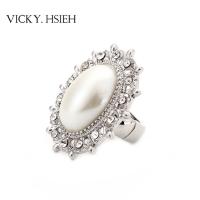 China VICKY.HSIEH Rhodium Tone Crystal Rhinestone Pave Lace Stretch Statement Rings with Cream Stone factory