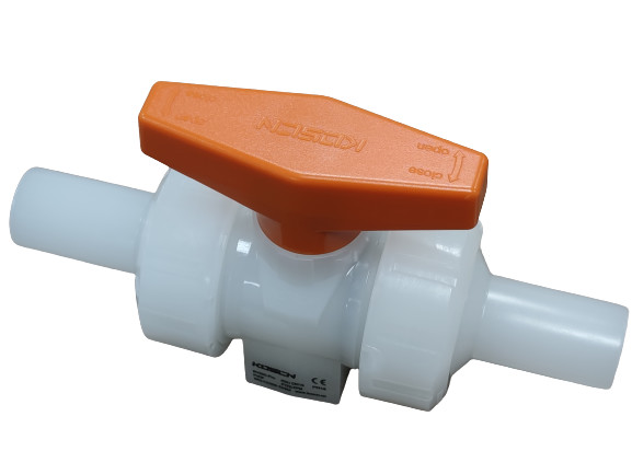 Quality Plastic Ball Valve Manually Operated Control Easy Installation for sale