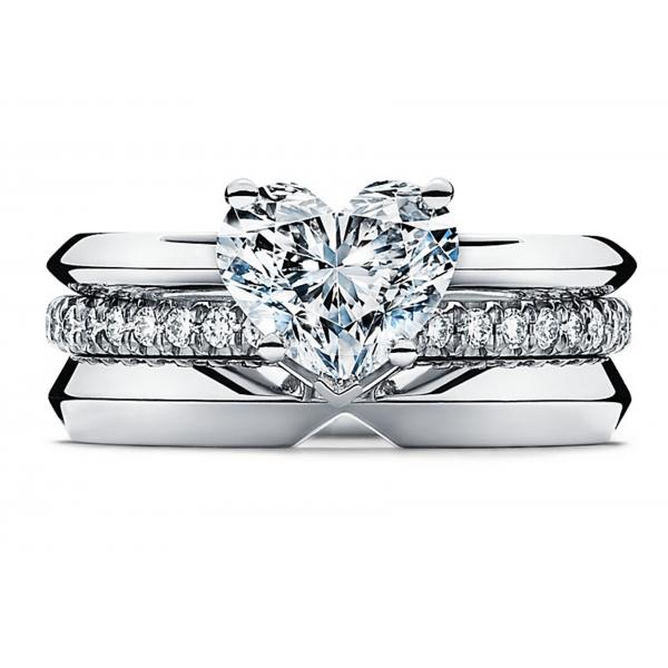 Quality 14K White Gold Heart Shaped Diamond Engagement Ring 0.6ct OEM ODM for sale