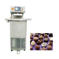 China Cocoa Butter 25kg Industrial Chocolate Making Equipment factory