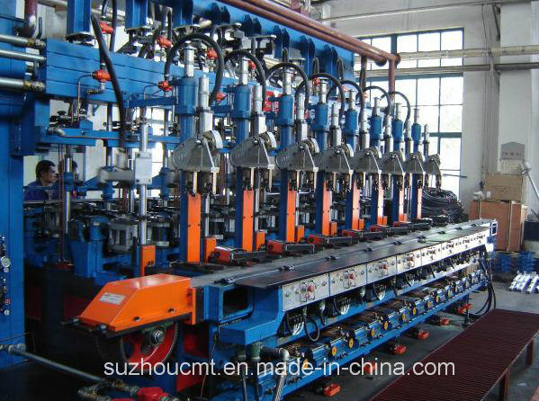 China Glass Bottle Production Line / Glass Bottle Making Machine Turnkey Project factory