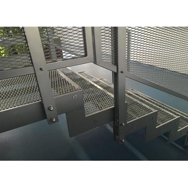 Quality Stainless Steel And Galvanized Steel Expanded Metal Grating For Secure Walking for sale