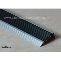 China Exterior Metal Aluminum Stair Nosing , Laminate Stair Nose Trim Right Angle Type factory