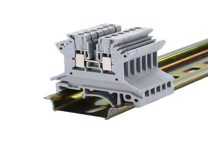 China UK series din rail terminal block UK 2.5mm plastic screw clamp terminal brass surface mount  cable connectors terminals factory