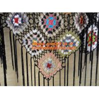 China Black Evening Triangle Shawls Wraps with Tassel in Granny Square Pattern factory