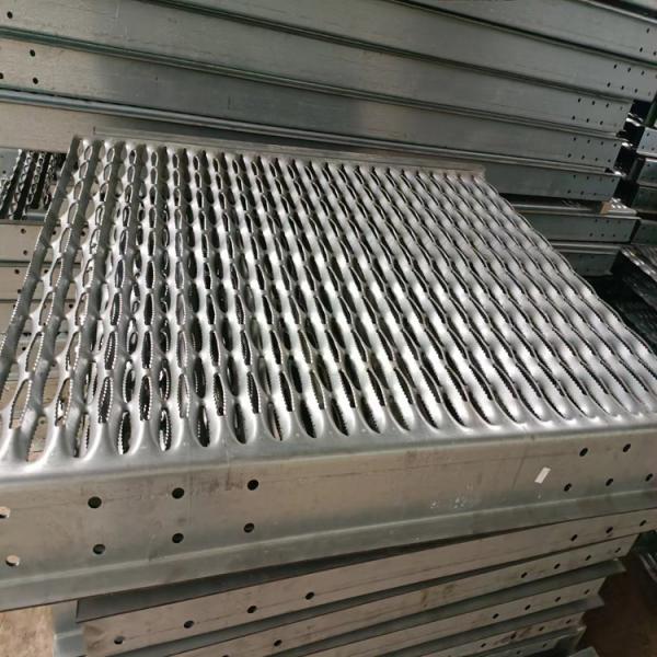 Quality Silver Anodized Anti Slip Traction Tread Grating Customized Size for sale