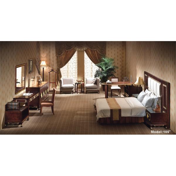 Quality Walnut Color Solid Wood King Bedroom Sets With ISO18001 Certification for sale