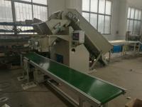 China High Efficiency Potato Packing Machine Potato Weighing Machine 700-800 Bags / Hour factory