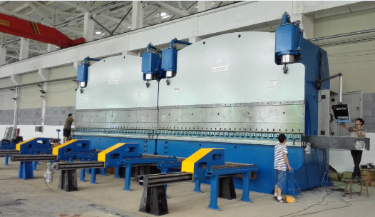 Quality Fast Cnc Hydraulic Press Brake Machine For Making Light Pole And High Mast for sale