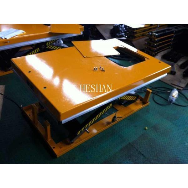 Quality 2000lb Capacity 1m 3m 2tons Warehouse Platform Hydraulic Lift Table for sale