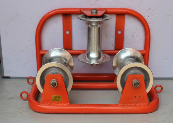 cable pulling tools 3 wheels corner cable roller cable trench