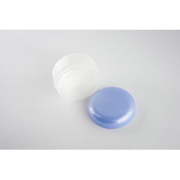 Quality Smooth Surface Empty Beauty Containers With Plastic Cap , Foundation Plastic Lotion Jars for sale