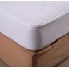 China Waterproof Microfiber Memory Foam Mattress Protector Heat Pressing Pattern King Size factory