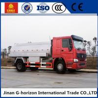 China HOWO 8X4 Oil Tank Truck Trailer / Fuel Tank Truck Single - Plate Dry Clutch factory