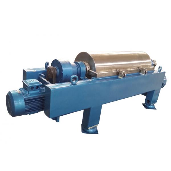 Quality Solid Control Horizontal Structure Drilling Mud Centrifuge with Large Volume for sale