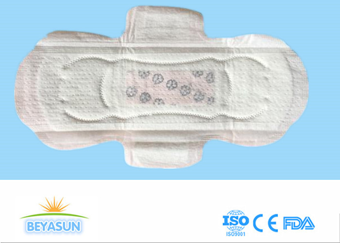 China Negative Ion Disposable Ladies Sanitary Napkins High Abosorption Winged Shape for sale