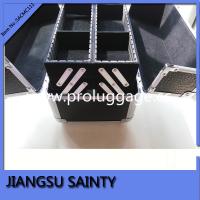 China Newest style makeup box cases gorgeous hard shell beauty case factory