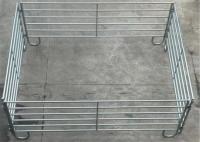 China Precision Livestock Metal Fence Panels Farm Guard Field Fence 5 Rail Style factory