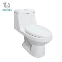 Quality Traditional Single Piece Water Closet Commode Anti Stain Glazed Odor Isolation for sale
