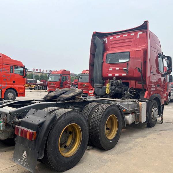 Quality Manual Transmission Used Tractor Trucks 350-540 Hp 6x4/8x4 Drive Used Tractor for sale