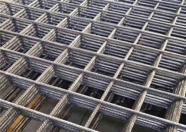 China Concrete Reinforcing Stainless Steel 2x4 Welded Wire Mesh Rolls factory