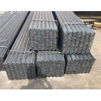 China 25mm Galvanised Unequal Angle Steel Q195 Q215 Oiled Painting factory