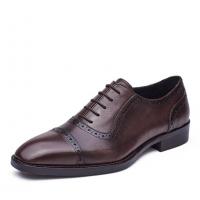 China Lace Up Mens Pointed Toe Dress Shoes Autumn Mens Brown Brogue Shoes For Wedding factory
