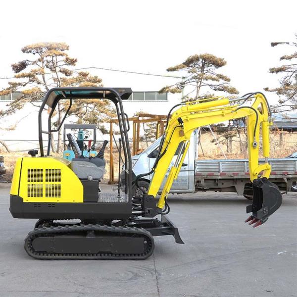 Quality Multiurpose Mini Hydraulic Excavator 20kw 2.5tone with Retractable Shoes for sale