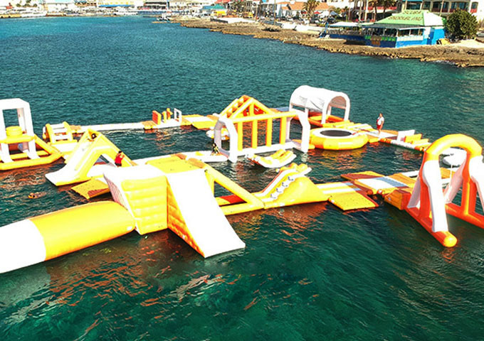 China Funny Forest Inflatable Water Park , Inflatable Water Sports Challenge factory