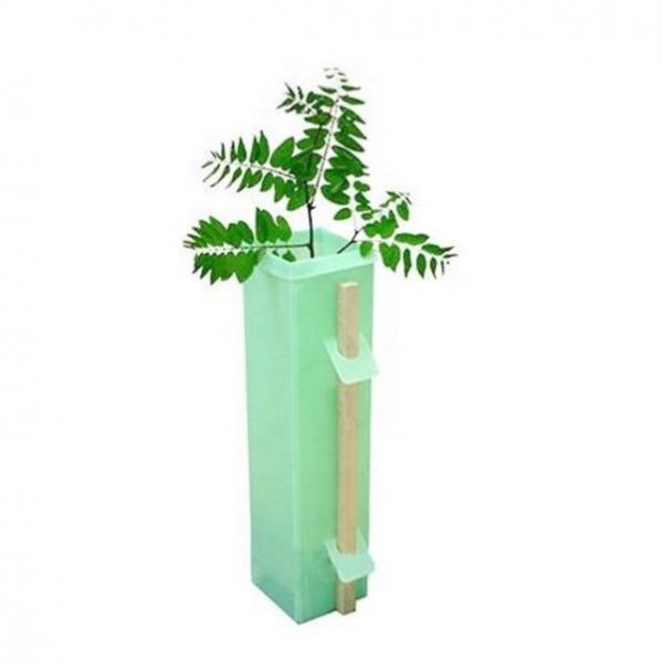 Quality High PP Corflute Tree Guards Triangle Sustainable Tree Guards for sale
