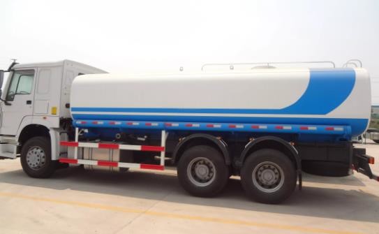 Quality Diesel 6x4 10 Wheels 25m3 Water Sprinkler Truck Tank 5000 Liter for sale