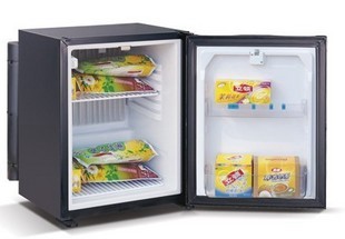 China Hotel Mini Refrigerator Durable With Glass / Solid Door factory