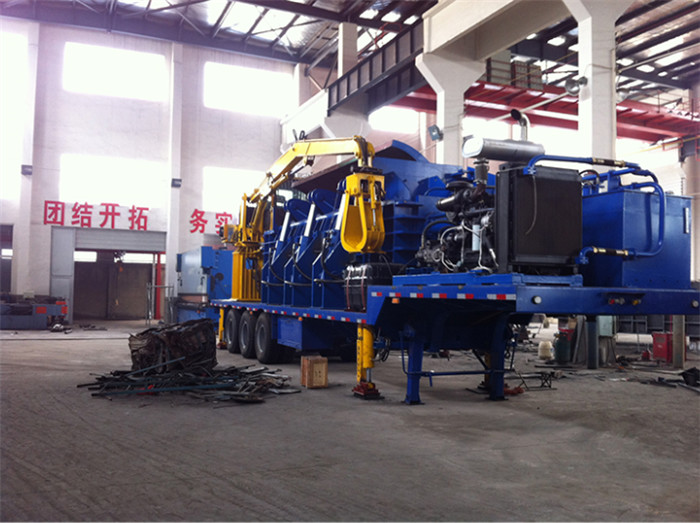China Large Opening Area Easy Operation Portable Baler For Compressing Scrap Metal for sale