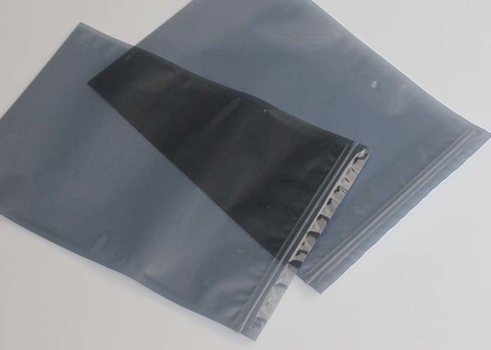 China Strong Air Barrier Anti Static Shielding Bags Any Size For Mailing Garment factory