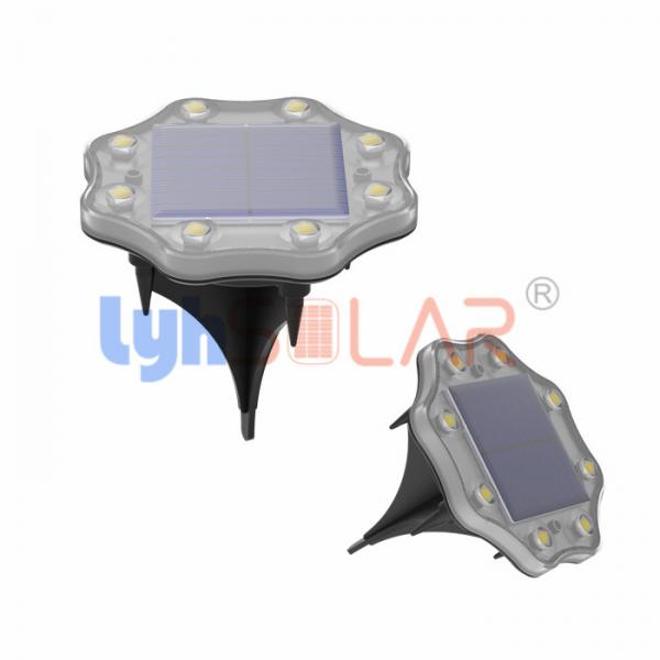 Quality 3000K CCT 0.5W Metal Outdoor Solar Pathway Lights Installed On Grass And Pathway for sale