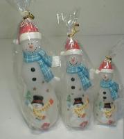 China Xmas paraffin material snowman candle handmade drawing with 3 different sizes factory