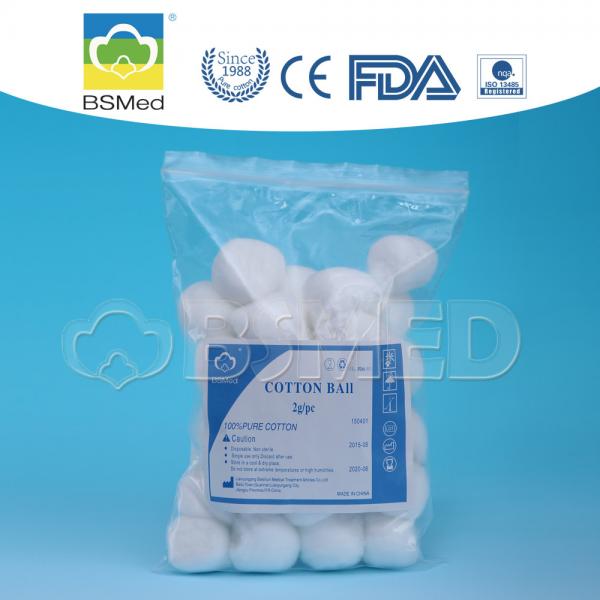 Quality Pliable Soft Baby Cotton Wool Balls Non - Irritating For Medical Personal Care for sale