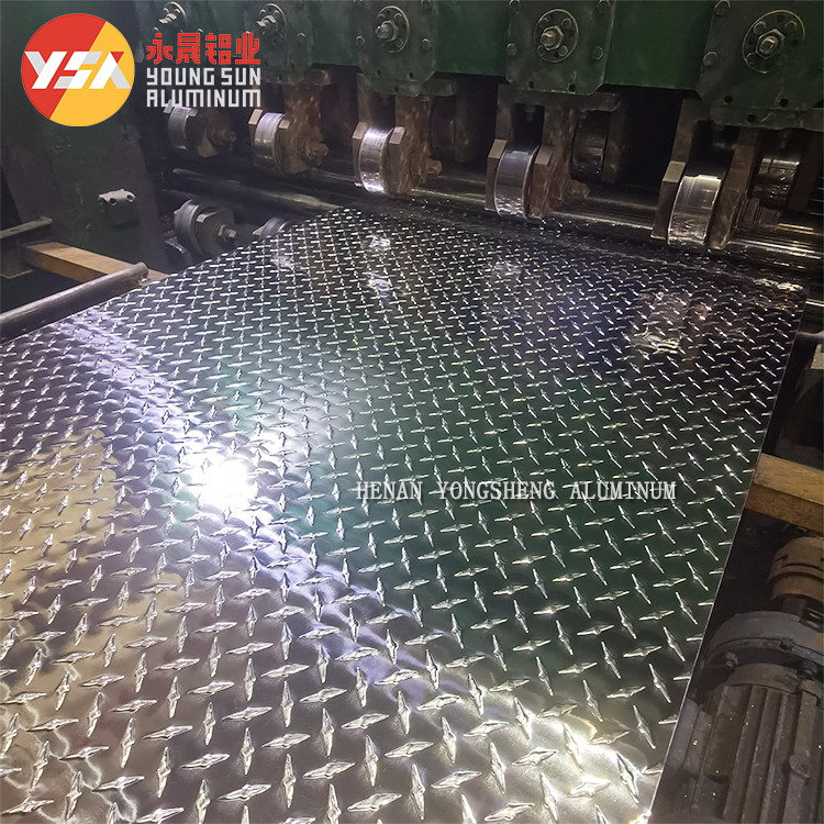 China 3003 Checkered Aluminum Alloy Plate Noneslip 5 Bars Patterned Aluminum Checker Plate Sheet For Trailers factory