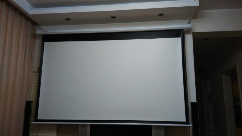 China Professional 4K Movie Picture Projection Screen 80 Inch 16:9 With Wireless Remote Control factory